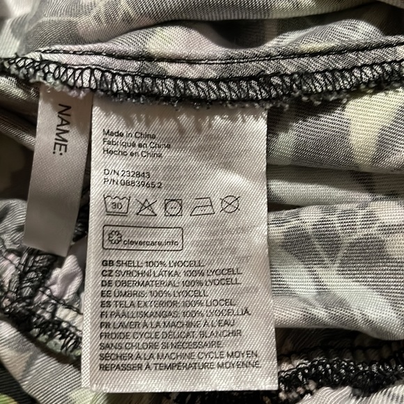 H&M jumper size 9-10 years - Picture 9 of 9